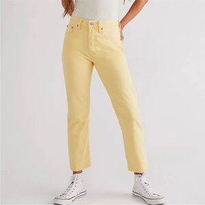 🌼 Levi’s 501 Cropped Jean in Botanical Yellow size 26